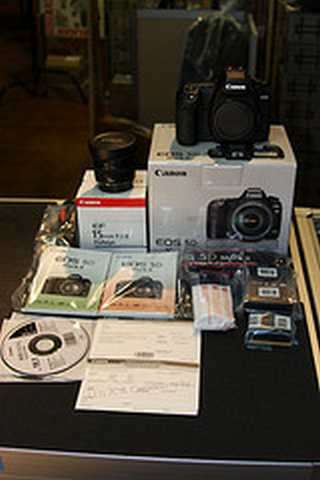 Canon EOS 5D Mark II With Lens and Accessories
